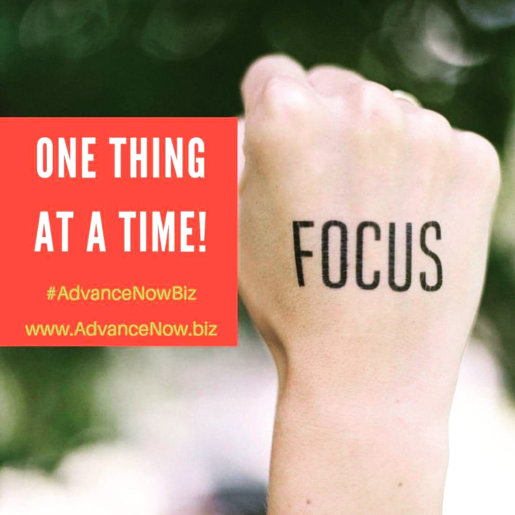 Focus on your goals - read this article and discover the top 12 business lessons from an entrepreneur and business coach #businesscoaching #businessmentoring #businesscoach #coaching101 #coachingtosuccess